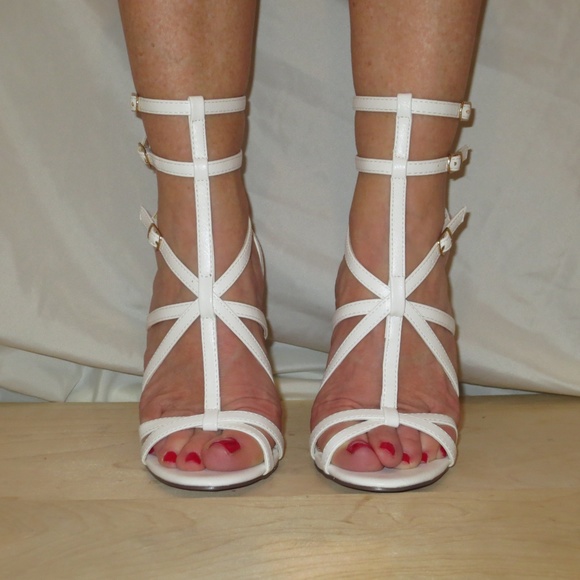 LAST CHANCE White High Riding Double Ankle Strap Heels - Picture 2 of 8